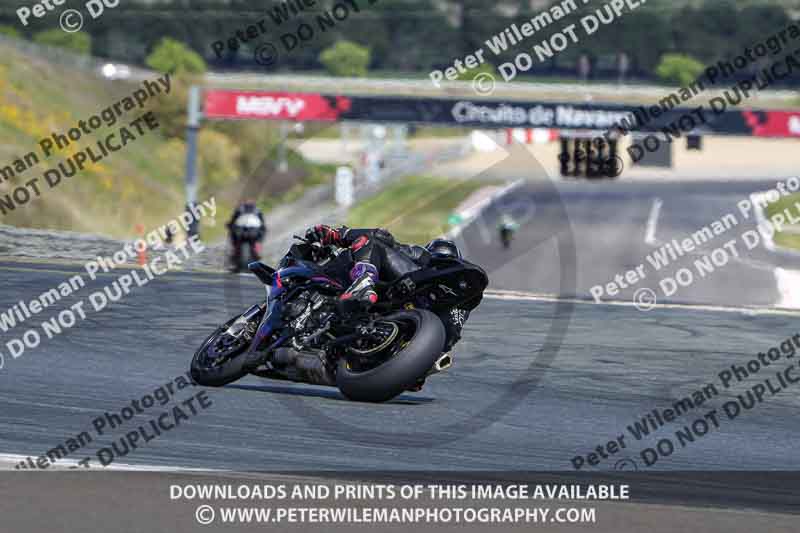 cadwell no limits trackday;cadwell park;cadwell park photographs;cadwell trackday photographs;enduro digital images;event digital images;eventdigitalimages;navarra;no limits trackdays;peter wileman photography;racing digital images;trackday digital images;trackday photos
